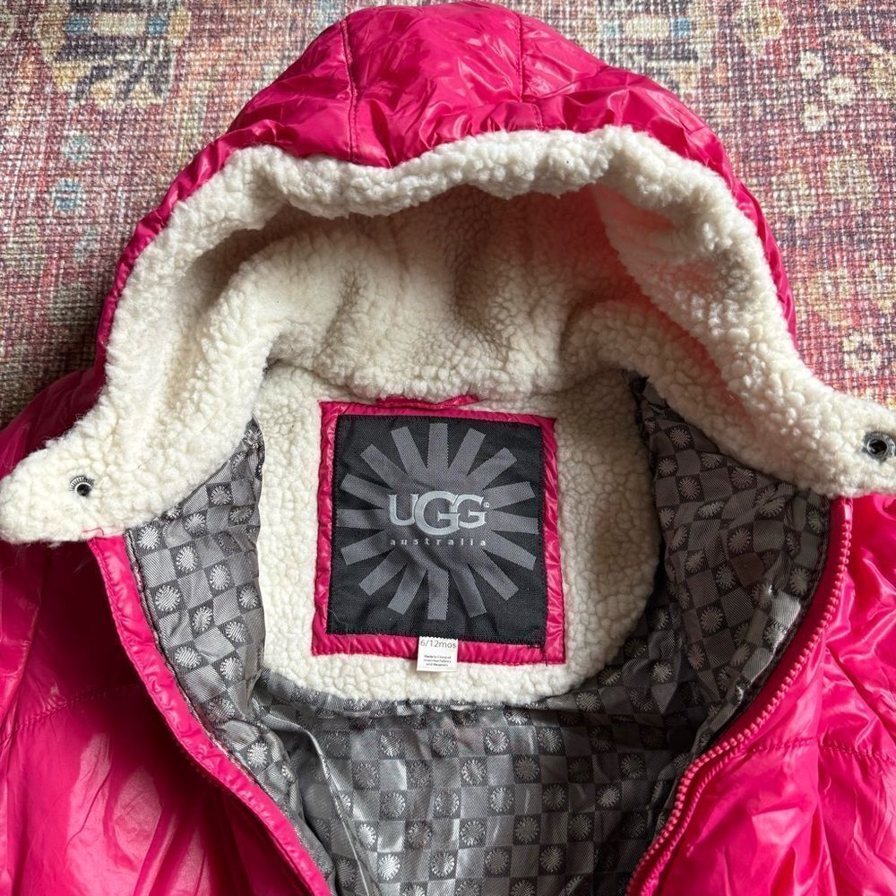 Ugg Baby 6-12 months Cozy Pink Kids One Piece Snowsuit - Picture 4 of 8